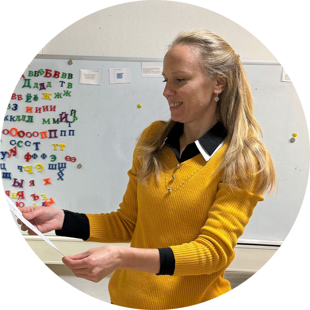 Детский клуб Чебурашка. Эммендинген. Развивающие занятия для детей.