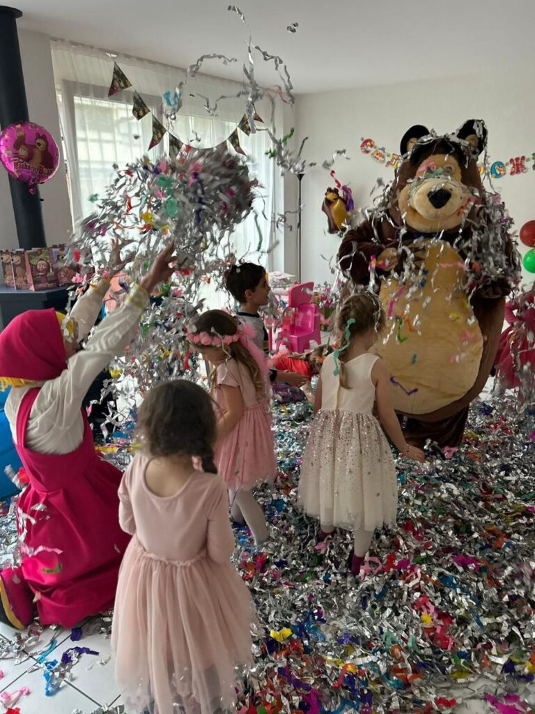 Нужно ли делать тематический детский день рождения