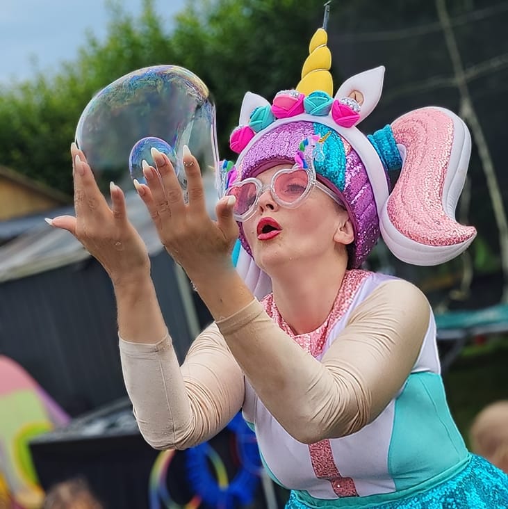 Seifenblasen-Show für soziale Einrichtungen in Freiburg | WOWshow Event